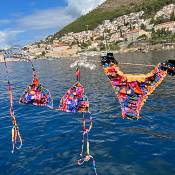 Sto Posto Dobra BOTTOM ONLY - Strawberry Milk Mob - Picture 1 of 4